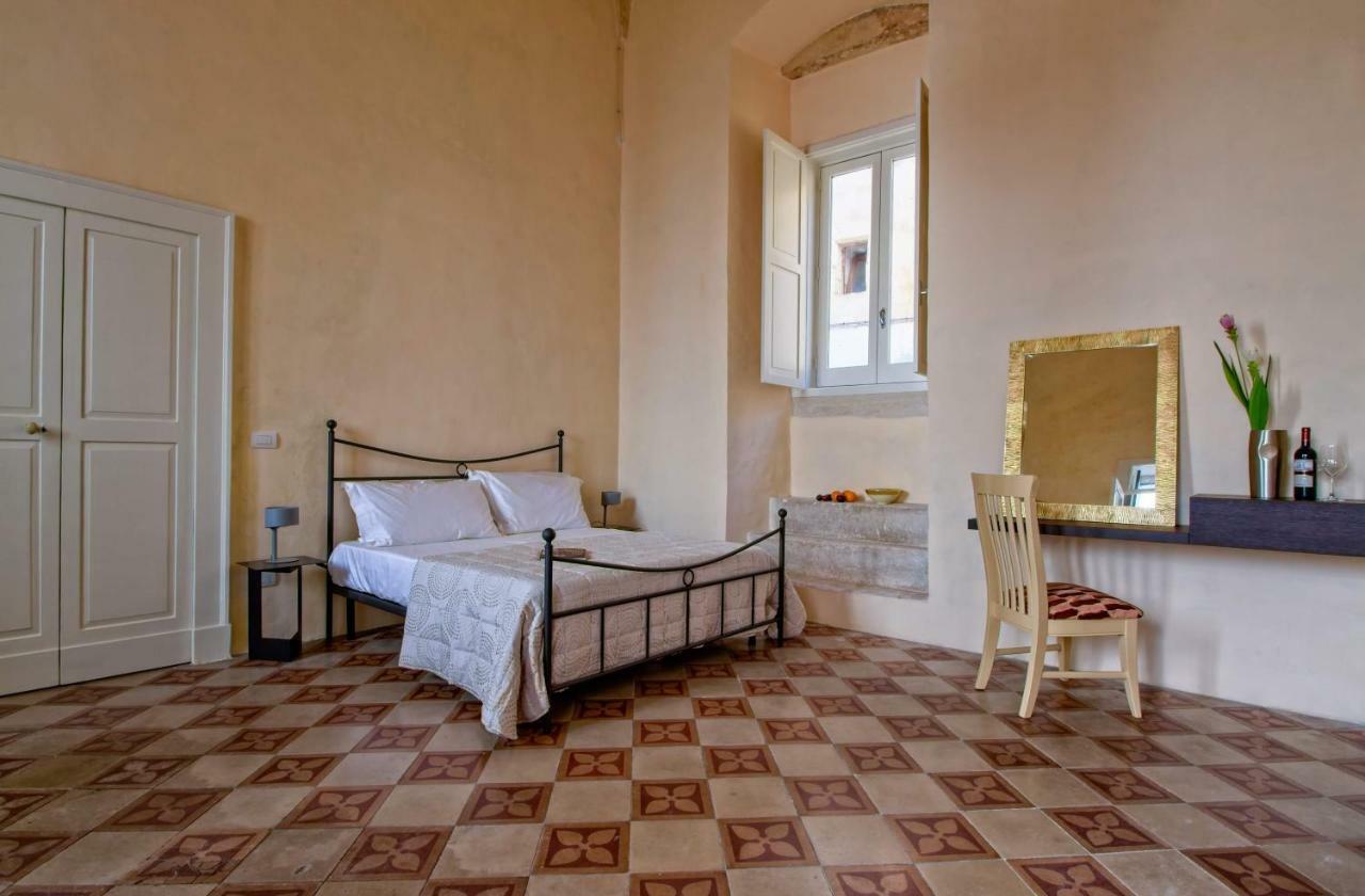 NardòPalazzo Cariddi住宿加早餐旅馆 外观 照片