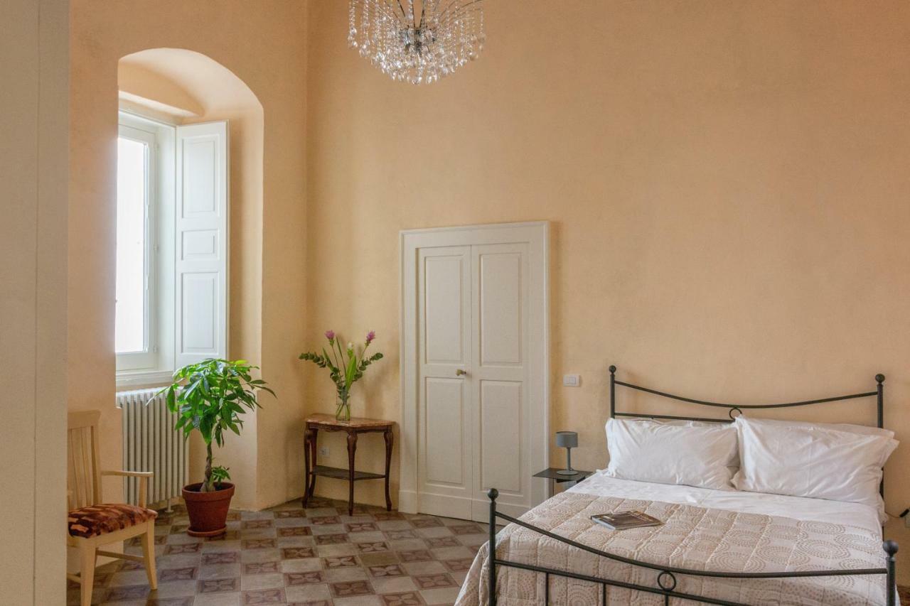 NardòPalazzo Cariddi住宿加早餐旅馆 外观 照片
