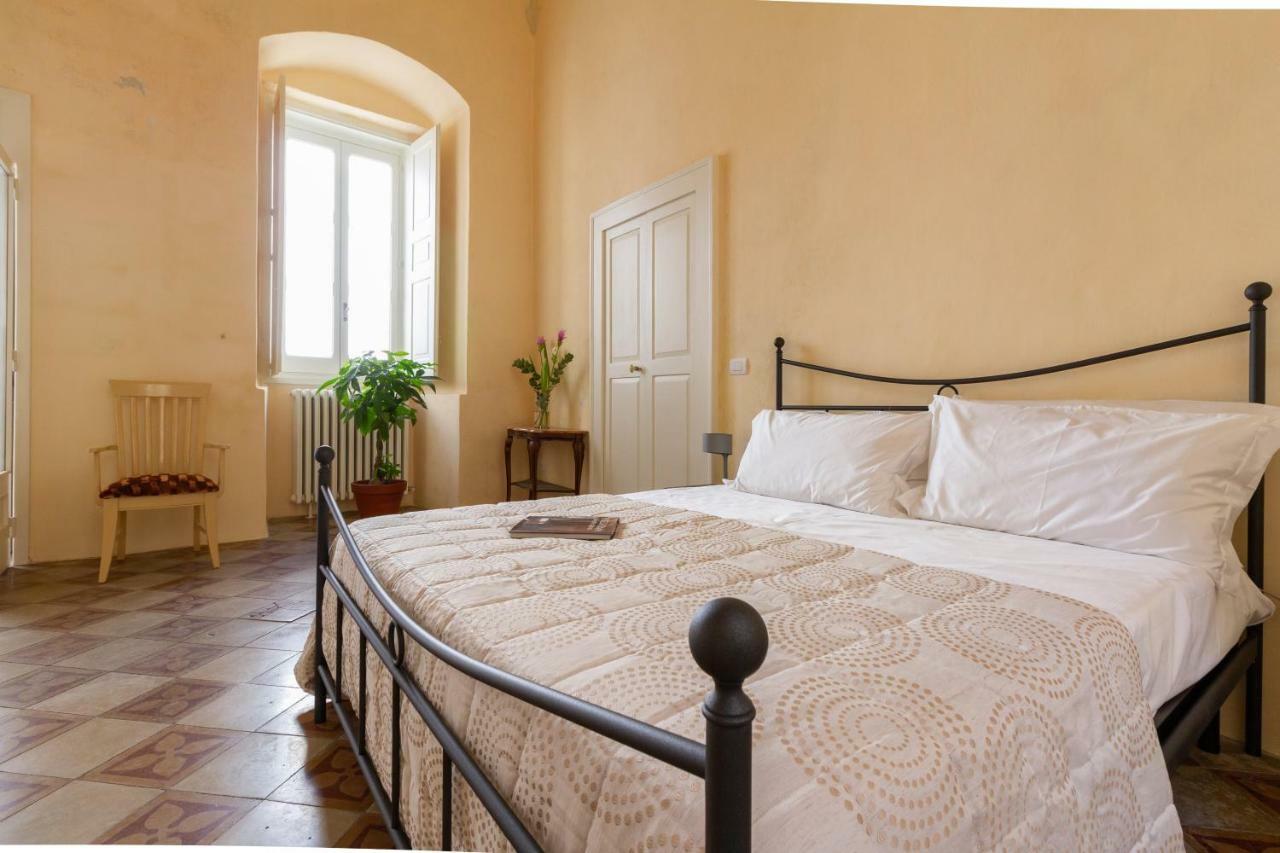 NardòPalazzo Cariddi住宿加早餐旅馆 外观 照片
