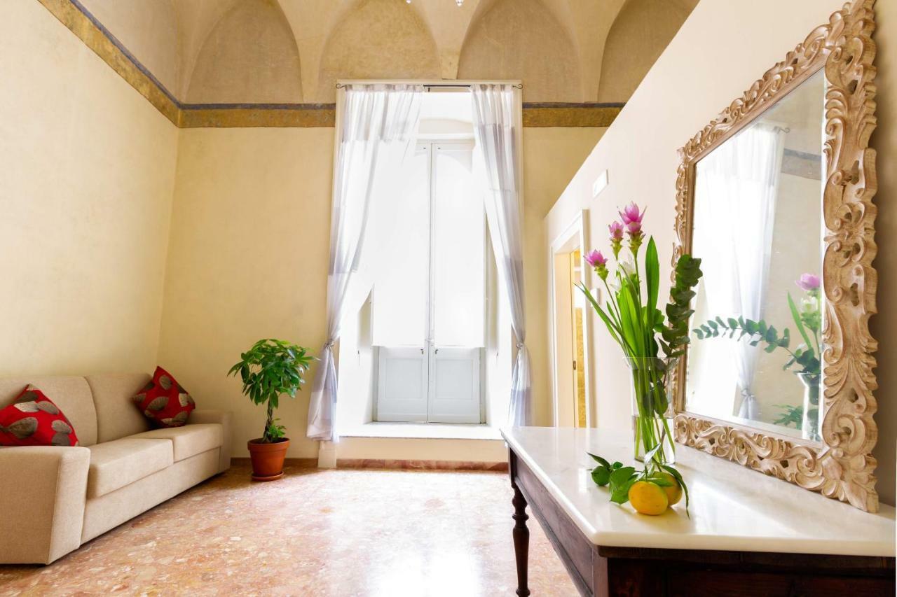 NardòPalazzo Cariddi住宿加早餐旅馆 外观 照片
