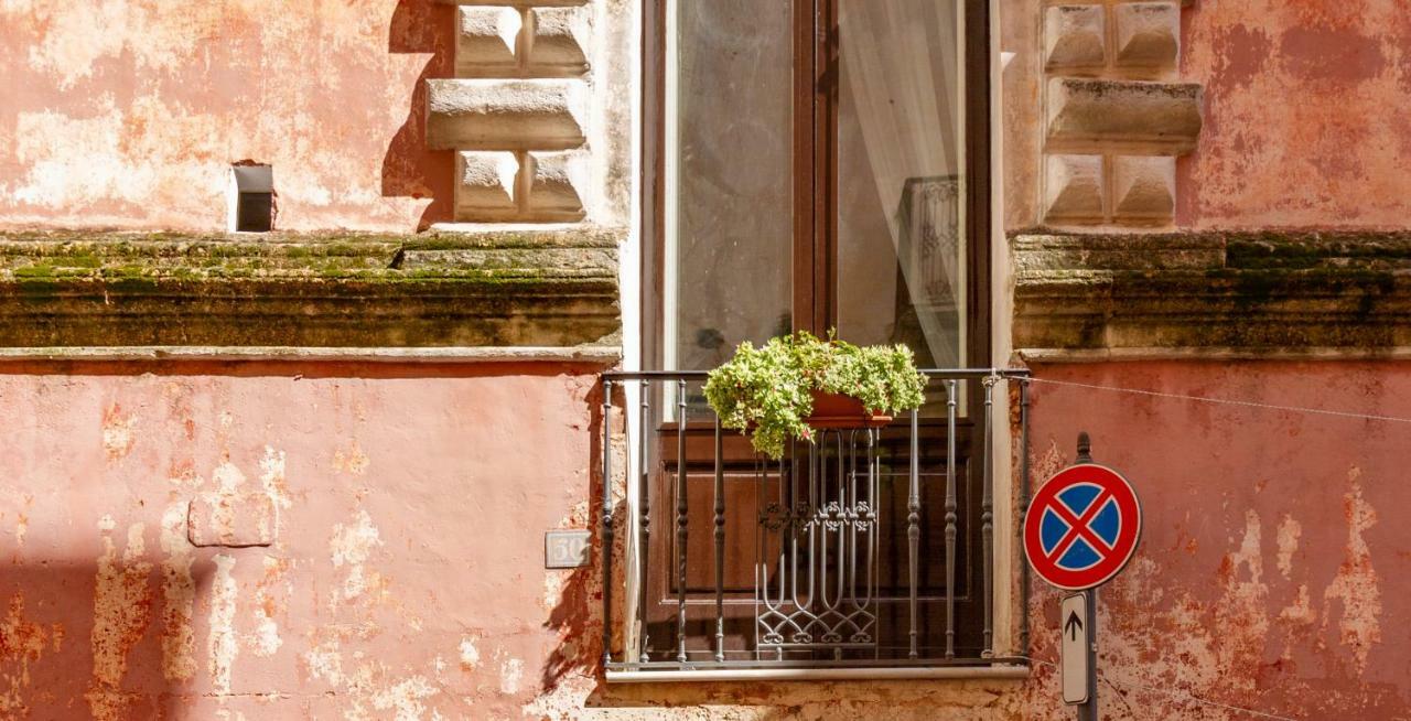 NardòPalazzo Cariddi住宿加早餐旅馆 外观 照片